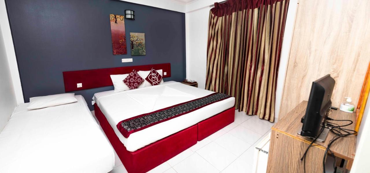 The G Ten Holiday Inn Hulhumale Exteriör bild