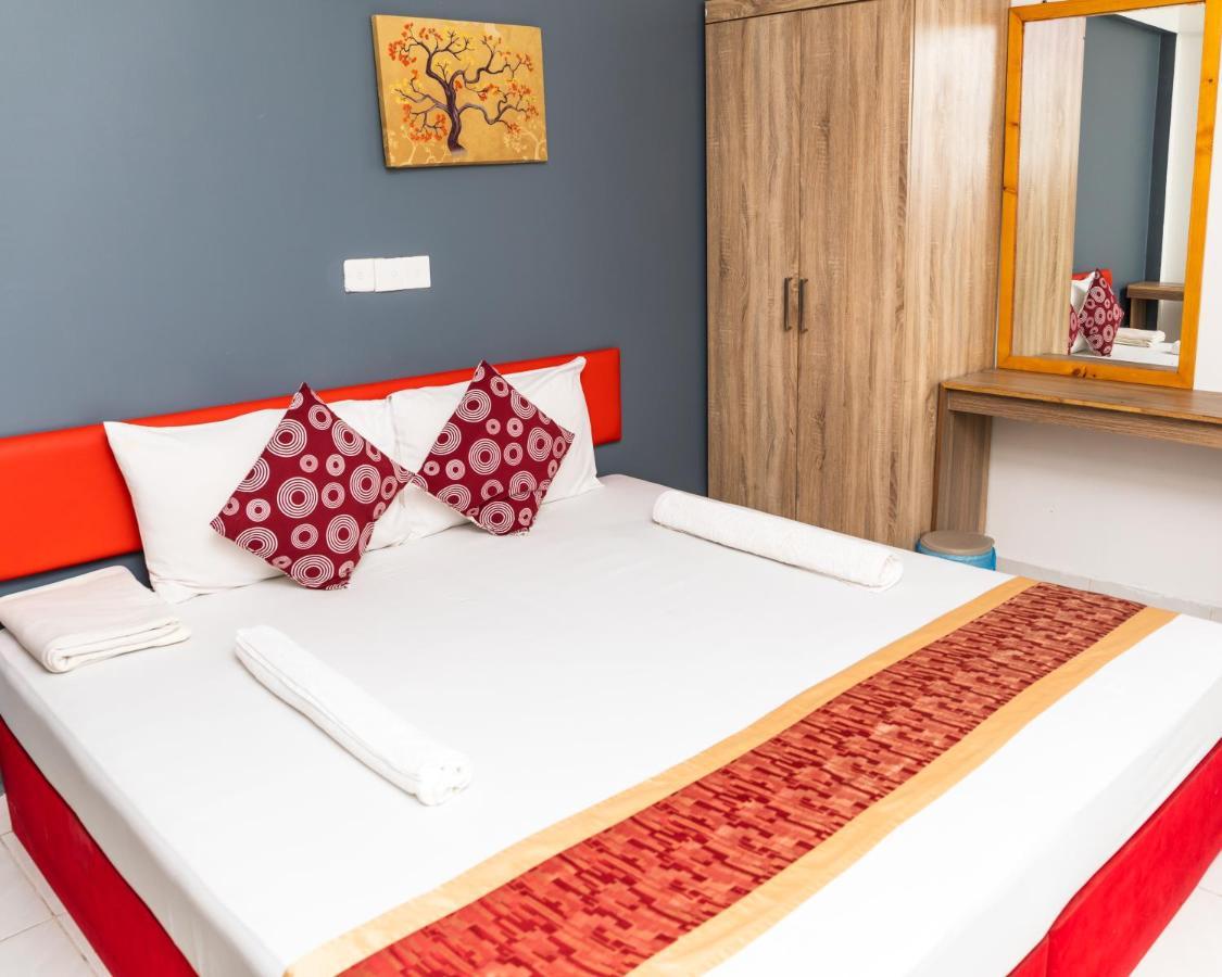 The G Ten Holiday Inn Hulhumale Exteriör bild